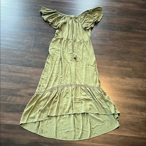slim fit dress slacks Draped Kelly Green Gown– Teuta Matoshi main image 0